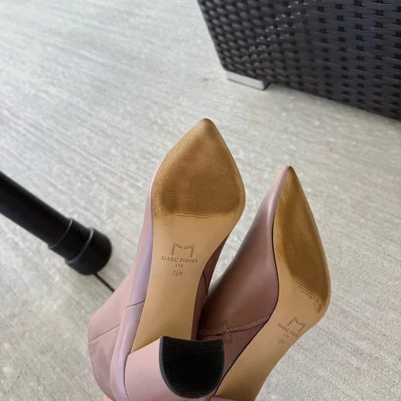 Marc Fisher LTD Rosewood bootie - Picture 7 of 9